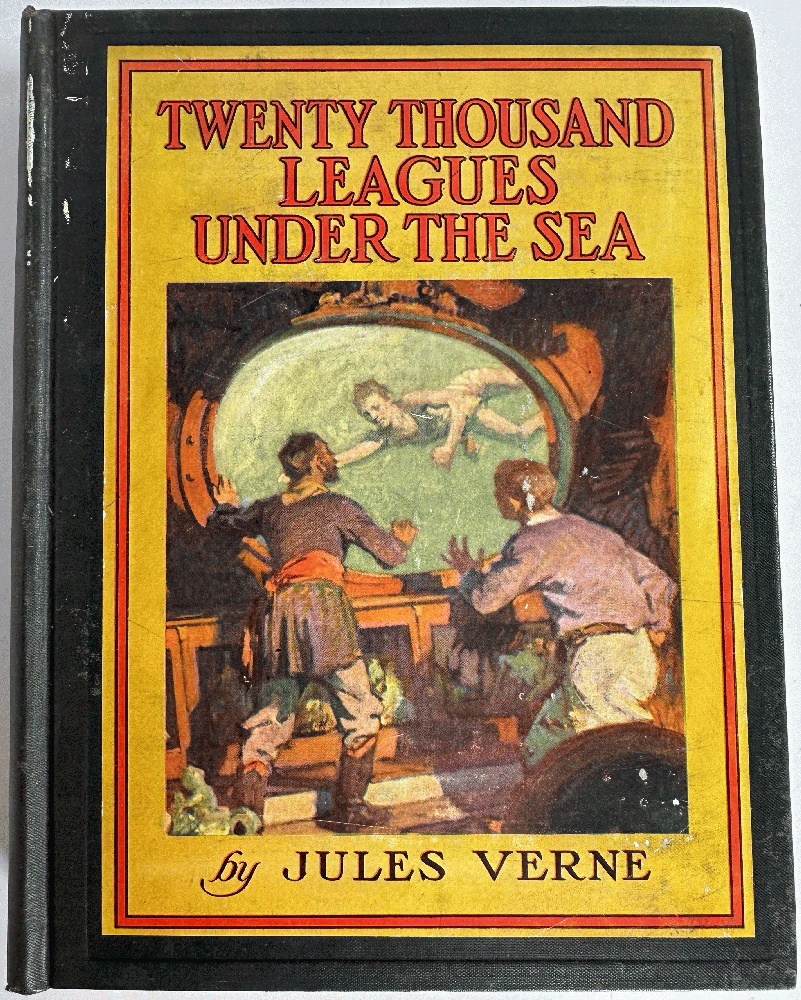 Twenty Thousand Leagues Under the Sea: Jules Verne, Illustrated by W.J. Aylward