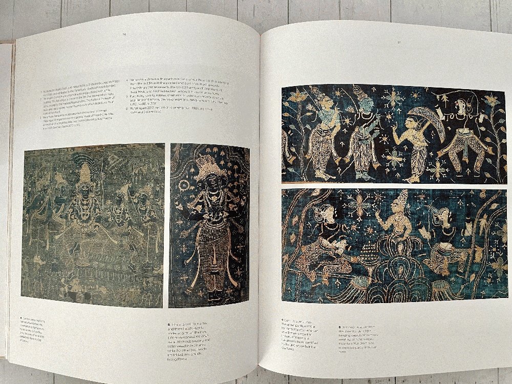 The Fabric of India 2015 HC Indian Textiles History & Culture Rosemary Crill - Imagen 8 de 9