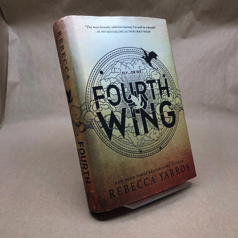 Fourth Wing (Standard Edition) (The Empyrean, 1)