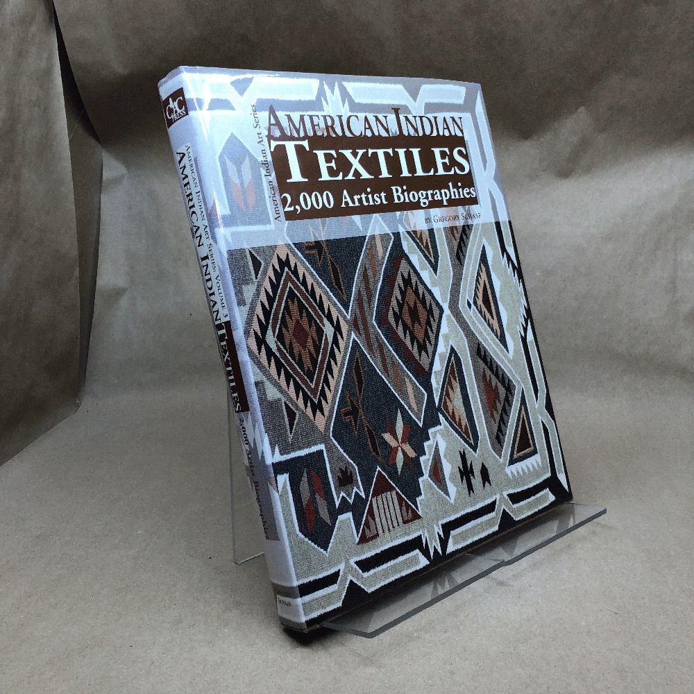 American Indian Textiles: 2,000 Artist Biographies : With Value/Price Guide (3)